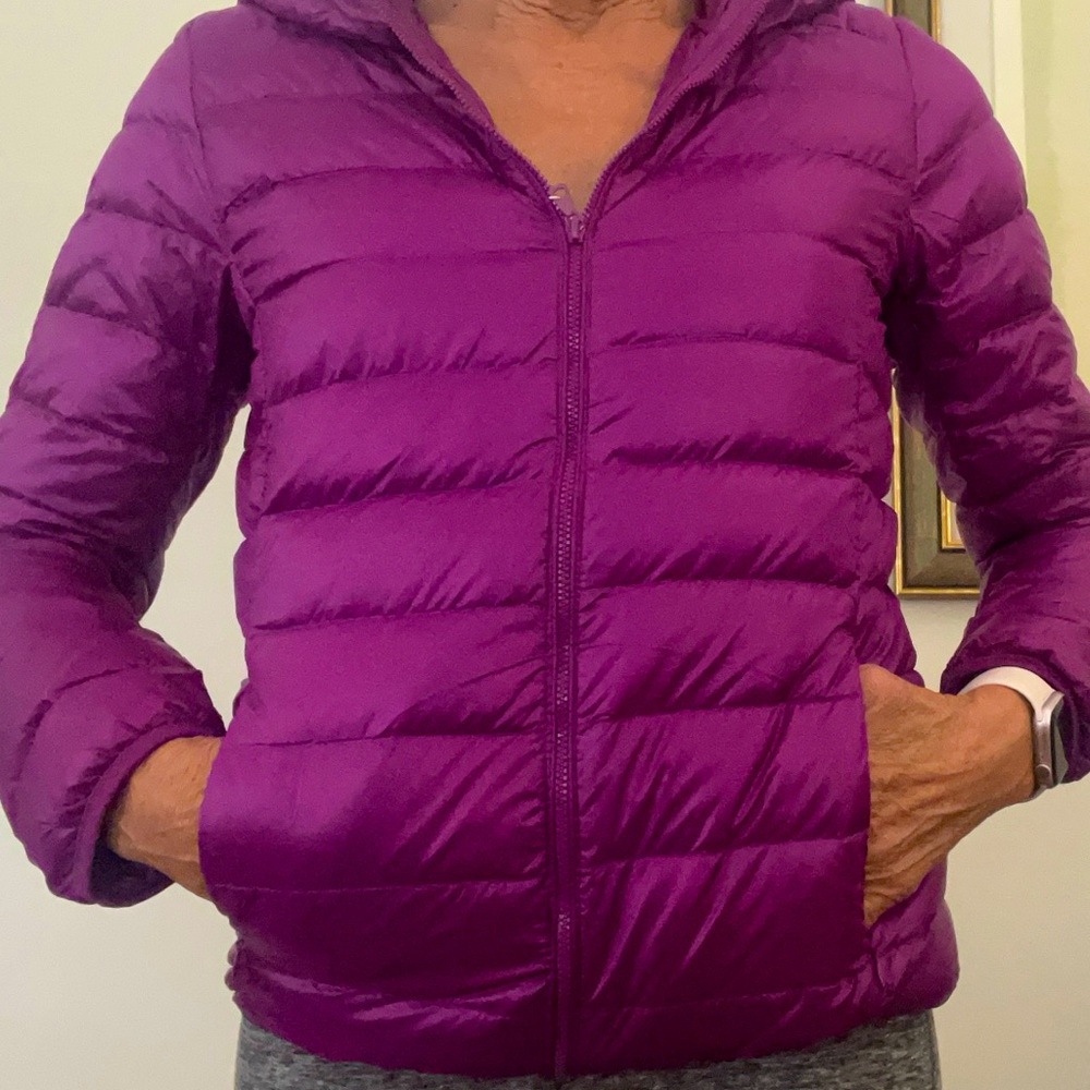 Uniglo light down puffy jacket in raspberry